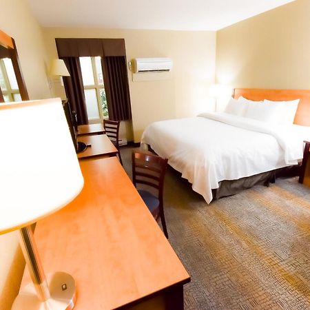 Canad Inns Destination Centre Windsor Park Winnipeg Esterno foto