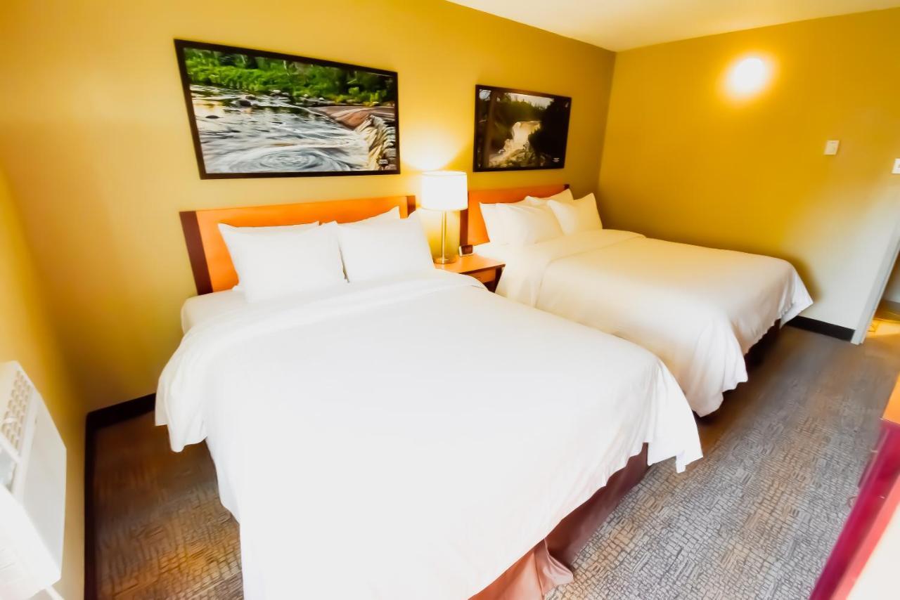 Canad Inns Destination Centre Windsor Park Winnipeg Esterno foto