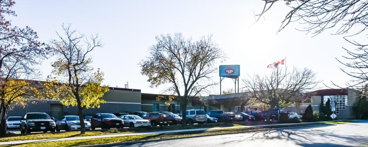 Canad Inns Destination Centre Windsor Park Winnipeg Esterno foto