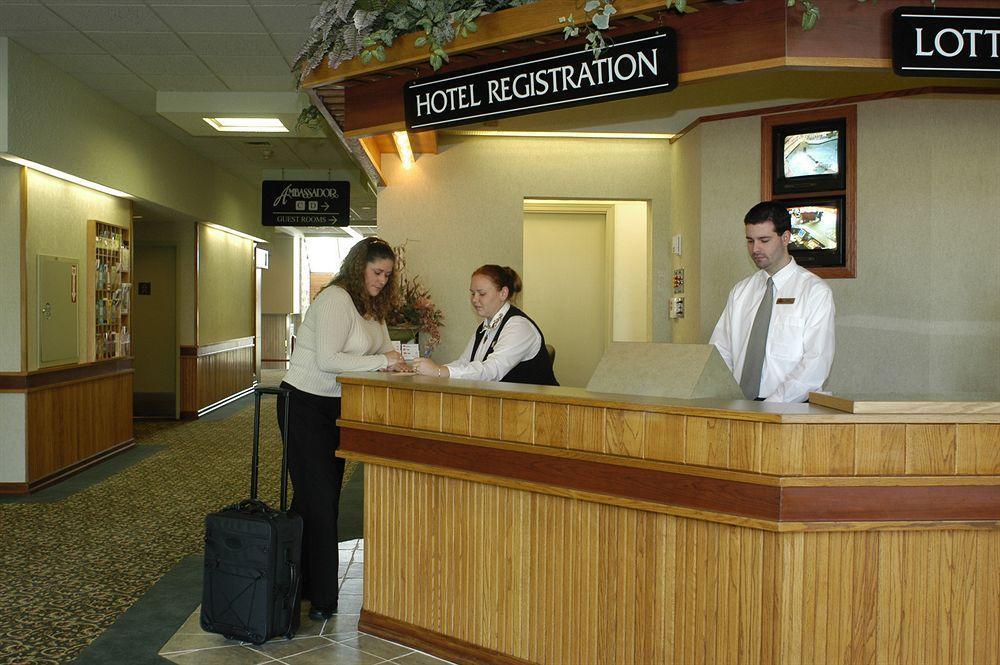 Canad Inns Destination Centre Windsor Park Winnipeg Esterno foto
