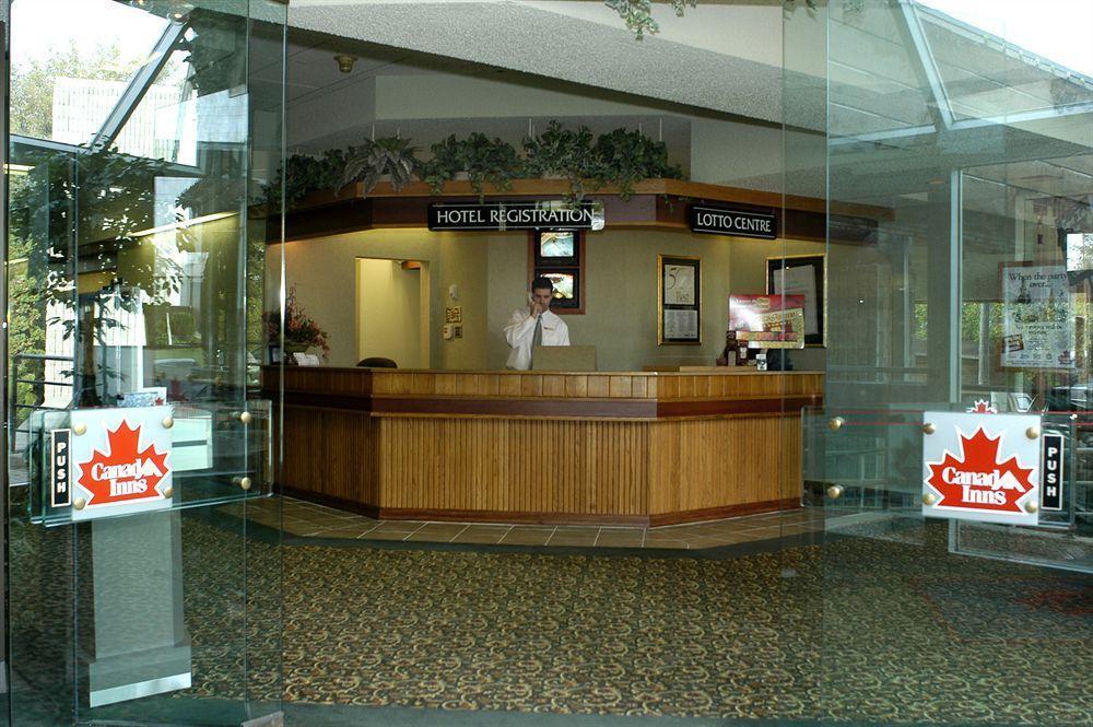 Canad Inns Destination Centre Windsor Park Winnipeg Esterno foto