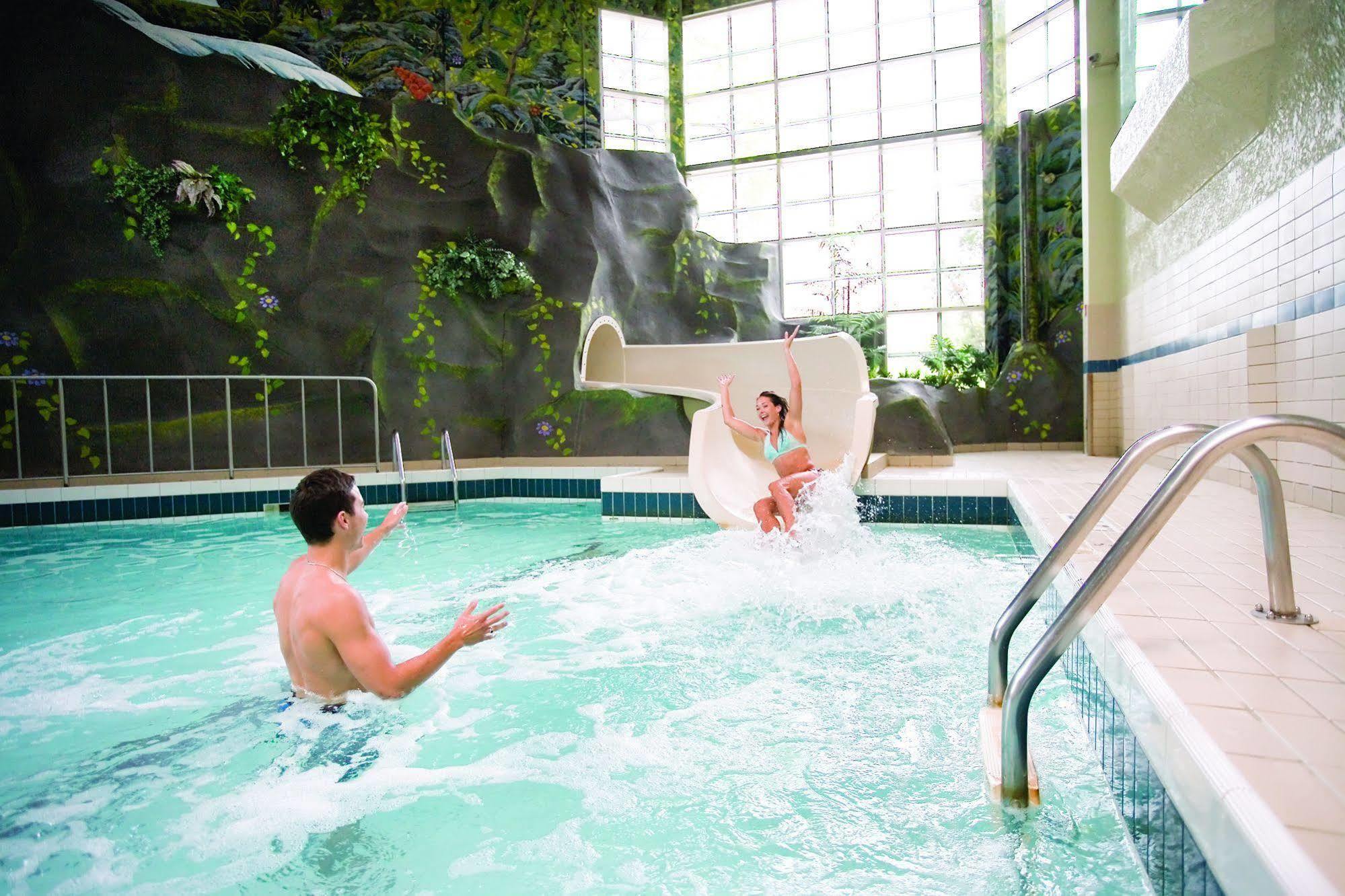 Canad Inns Destination Centre Windsor Park Winnipeg Esterno foto